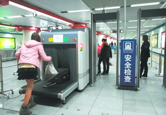 金屬探測安檢門為什么一般要和X光機配套使用？