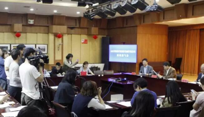 安檢門廠家：今年高考入場(chǎng)要安檢兩次！